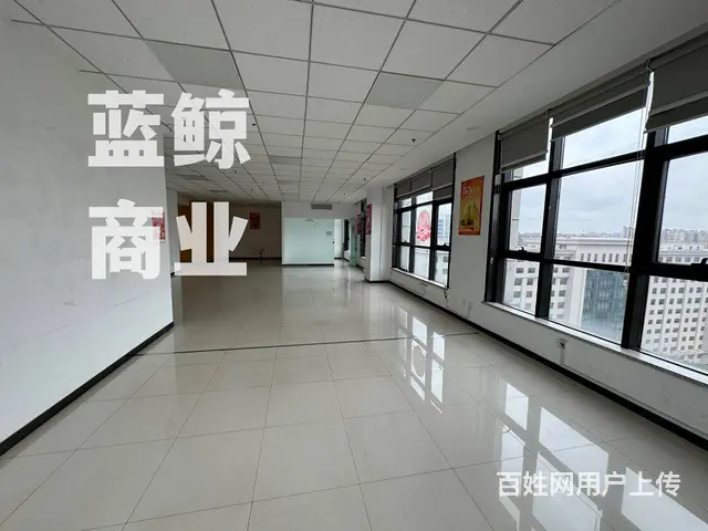 万达旁宝龙广场220平高层南向纯办公欢迎看房 - 图片 1