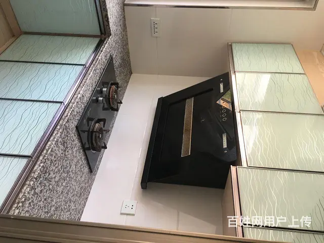 万商精装房出售 - 图片 1