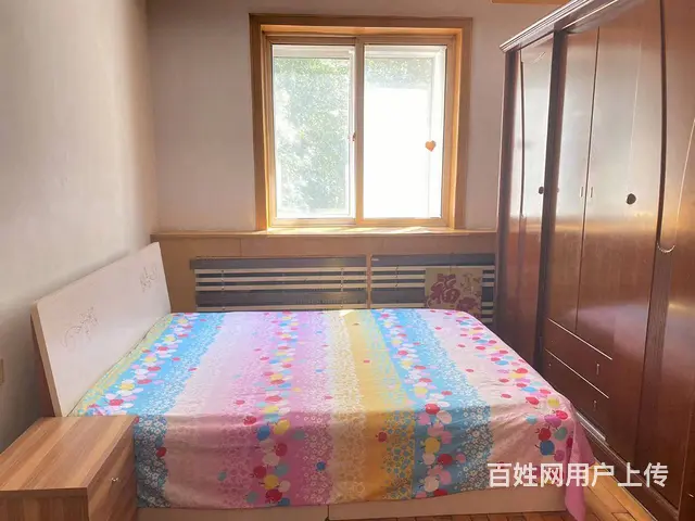 中街 大悦城 地铁站附近 包网 出租 三楼 主卧女生合租房 - 图片 1