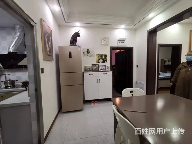 西门坝街自住房出售，楼顶有菜园 普通住宅 精装修 - 图片 2