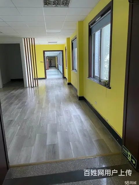 旺铺出租｜洪波路洪兴路交叉口 - 图片 1