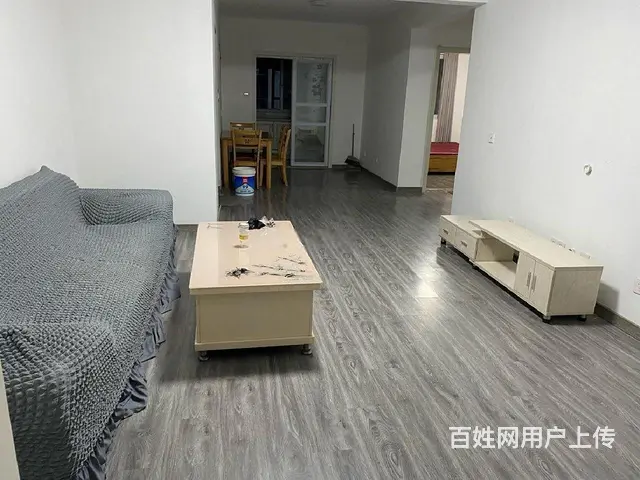 广场小区2楼拎包即住 - 图片 1