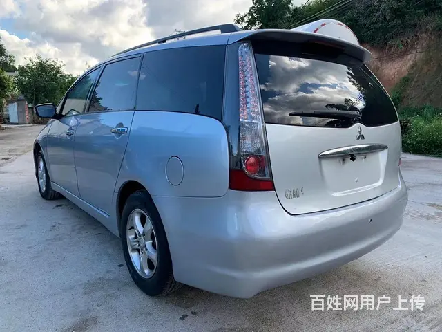 三菱Grandis [格蓝迪](进口) 2003款 2.4 - 图片 9