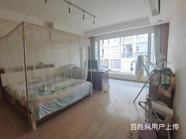 路馨小区 金路苑5房 精装修别墅 出售 带花园 屋 - 图片 4