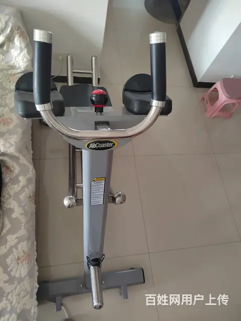 出售动感单车和卷腹机各一台 - 图片 1