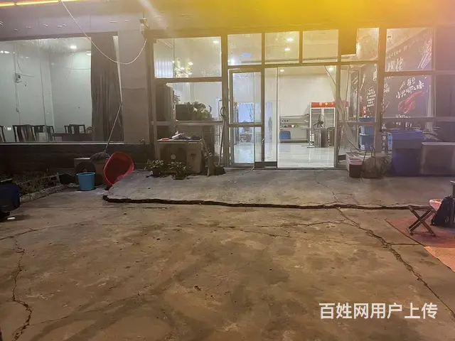 急转：桥东好位置大门头烧烤店低价整体转让！ - 图片 2