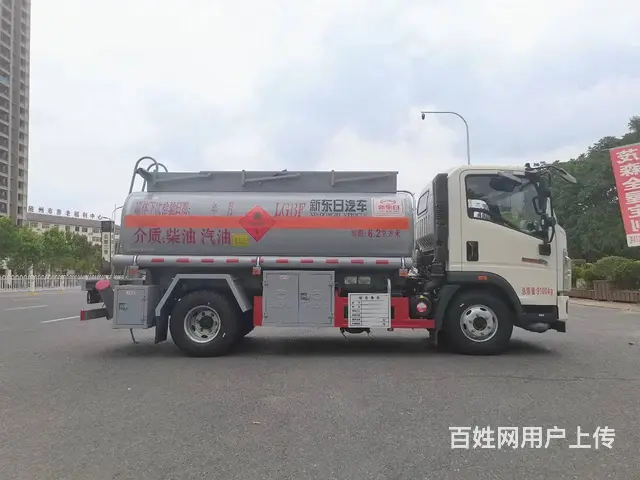 厂家直销重汽豪沃五吨油罐车 欢迎咨询 质量好 - 图片 5