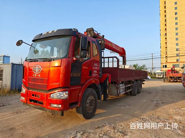解放后八轮三一14吨二手随车吊 车况好价格便宜 - 图片 3