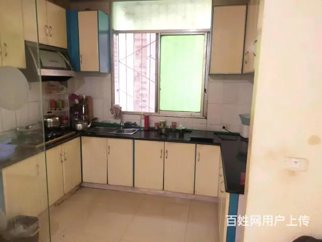 洪南路步梯2楼三室出售产权齐全停车方便临近学习菜市场交通便利 - 图片 6