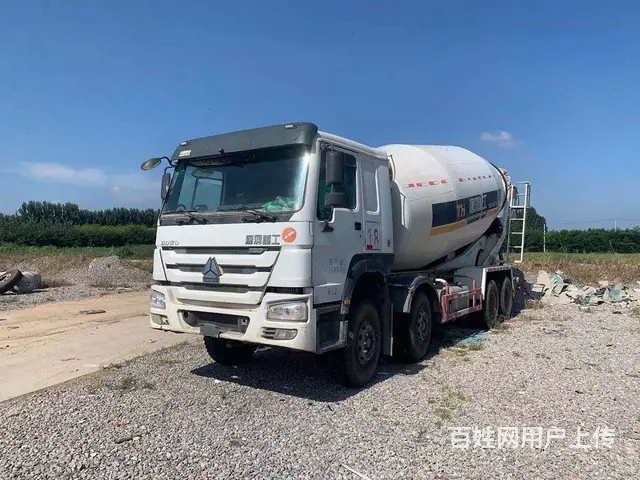 出售17年二手豪沃搅拌车 大20方 唐鸿上装 国五 - 图片 3
