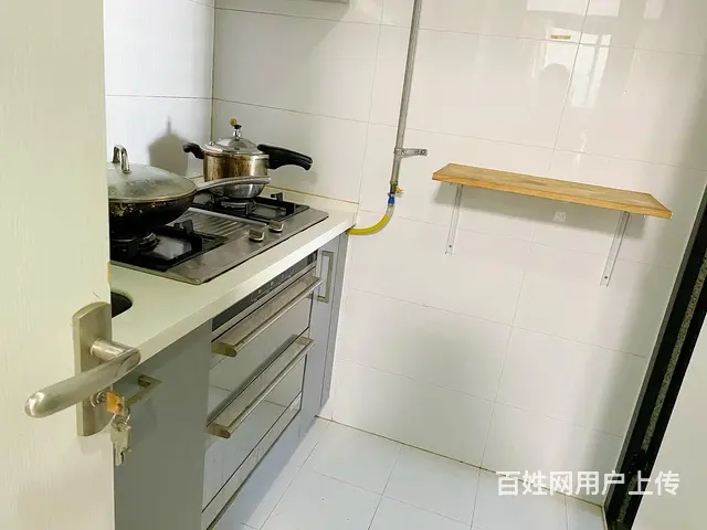 新出边套小单！ 仅4500 中高楼层 出门就是商场 靠6号门 - 图片 6