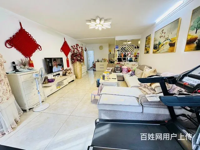 南湖路 碧沙湖旁 小区自住精装三房 可拎包入住 低 - 图片 2