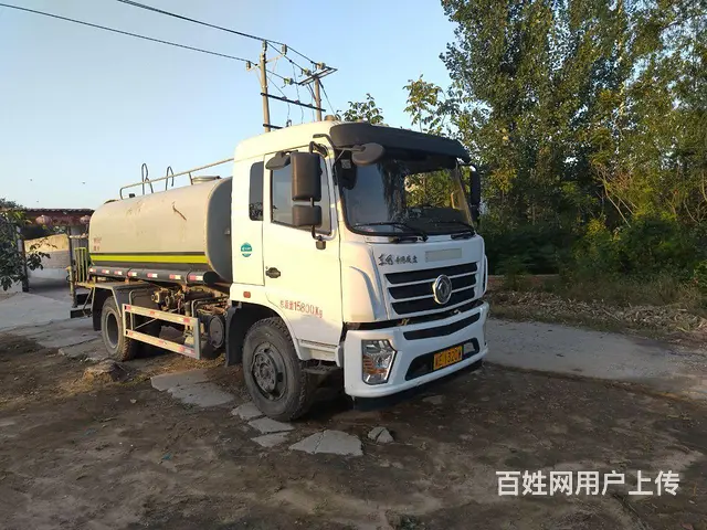 出售洒水车 - 图片 1