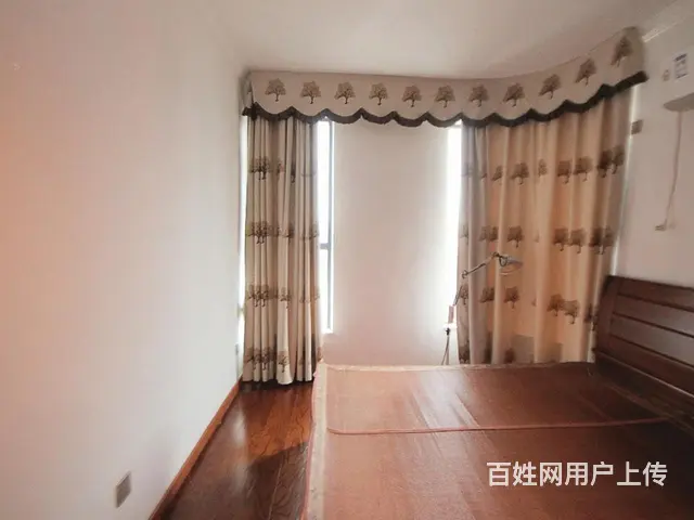 老八 中汇鑫国际精装修电梯复式楼，全套红木家具，采光视野好。 - 图片 12