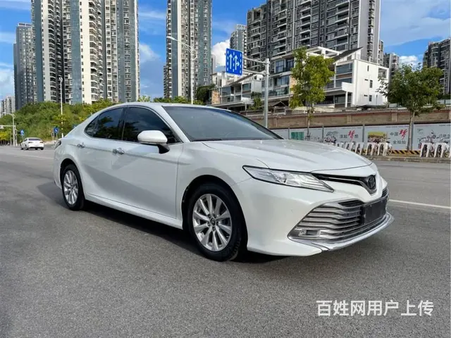 2018年丰田凯美瑞2.0排量一手车 - 图片 3