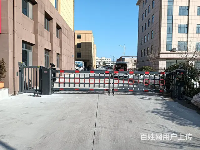 专业安装维修，电动卷帘门，电动车库门，电动伸缩门， - 图片 4