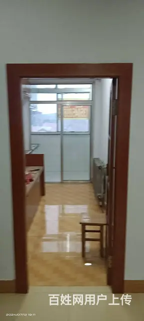 鹤岗一中对面道边建安处家属楼 普通住宅1厅 简单装修 - 图片 2