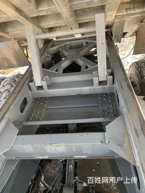 重汽豪沃矿山车 国2 - 图片 8