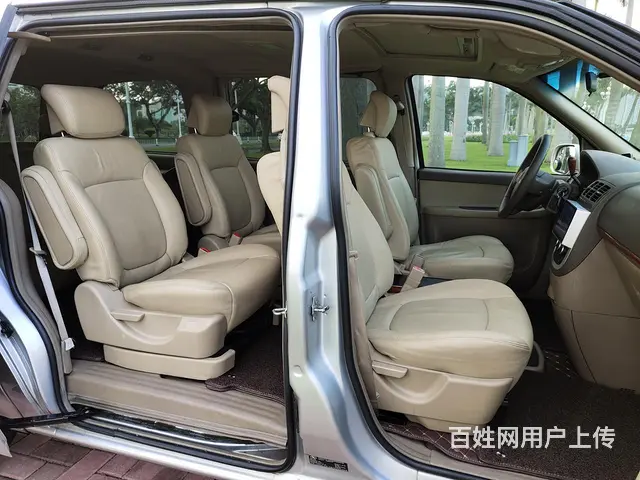 5.58万转2010七座别克陆尊3.0自动波商务车 - 图片 7