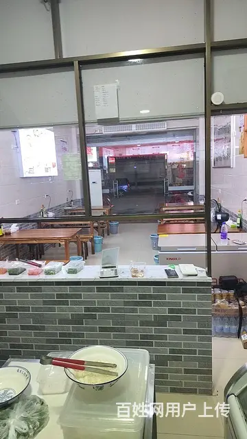 三岔路口百老汇边上 人流量大 - 图片 2