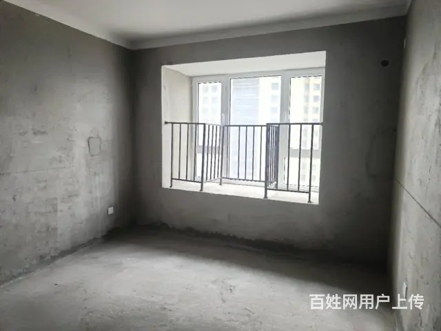 真实在售 中梁 29楼 73.6万  双证 可贷款 - 图片 1