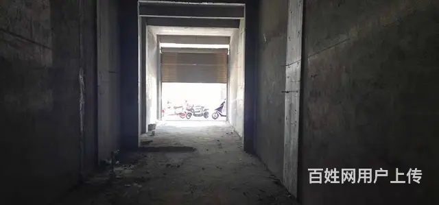 位置优越 人流量大 无行业限制 随时可以前来实地考察看店 - 图片 2