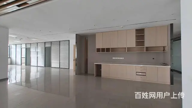 甲方直租 三面采光 车位充足 环境优美 免费会议室健身房 - 图片 8