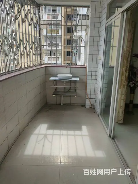 和平小区 电梯高楼 精装修 送大天台 - 图片 6