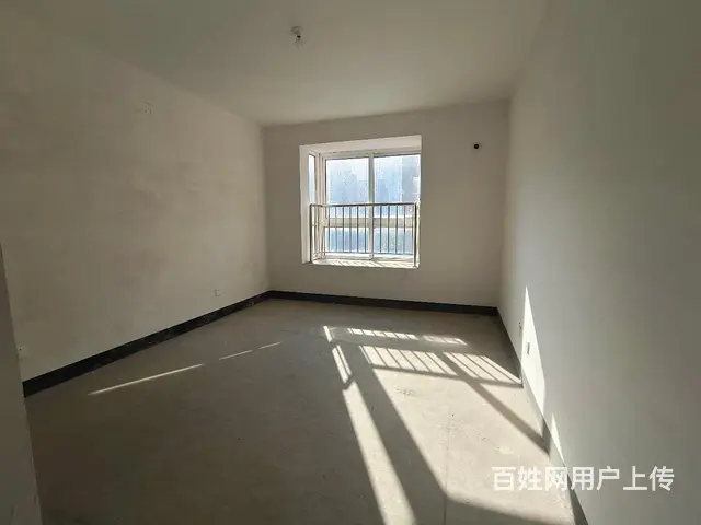 急售，泉城花都A区二楼带向阳大车库，只要30多万，有钥匙 - 图片 1