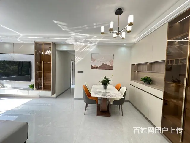 洪南路旁边 98平方三室两厅一卫 新装修未入住 临街位置好 - 图片 3