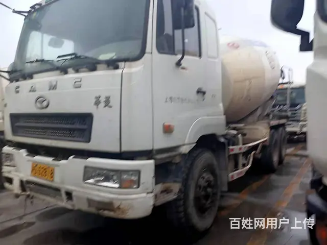 15年华凌二手搅拌车 - 图片 1