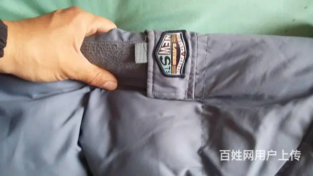 个人闲置羽绒服低价出 - 图片 3
