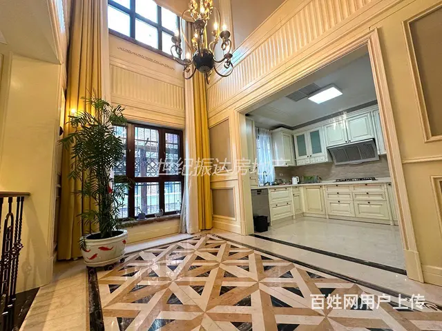 仅售700万！天鹅湾别墅边户豪装使用600米，大花园双车位 - 图片 1
