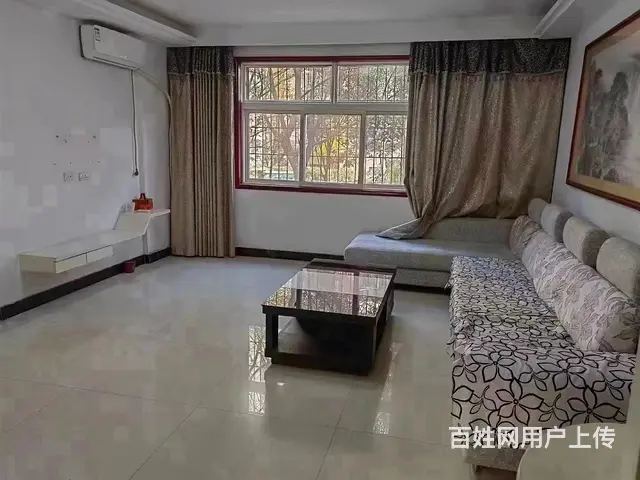 海洋新城 三室二厅117精装修火急出售 - 图片 1