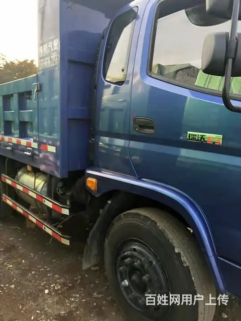 销售各种二手自卸工程车 - 图片 5