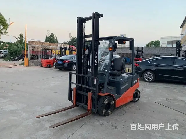 自用丰田2吨电动叉车 几成新进口二手叉车低价出 - 图片 2