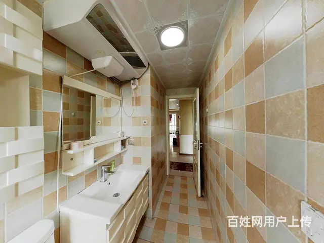 凤凰山庄楼中间位子，花园美丽大面积着急出售 - 图片 2