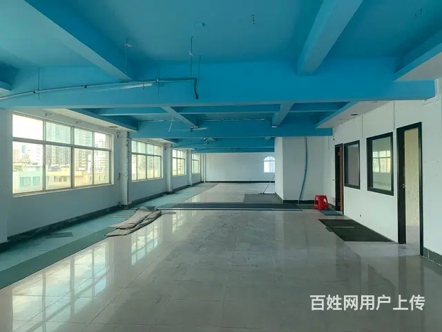 白龙 文明东668平整租或分割，有车位 - 图片 1