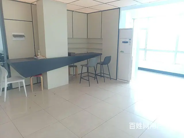 五一广场60平工作室出租 - 图片 3