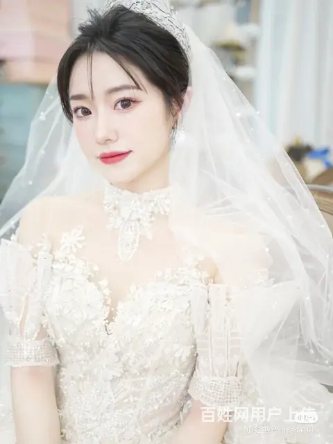都江堰新娘跟妆，都江堰婚纱礼服馆 - 图片 1