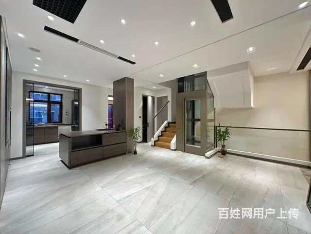 天鹅湾赫郡别墅 600米 6室3厅6卫私家双车位 带前后花园 - 图片 9