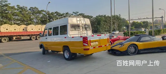 国四依维柯工程车 - 图片 3