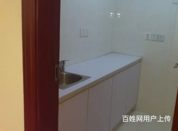 红梅公园旁听松大厦(客运中心附近)写字楼出租 - 图片 1