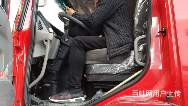 前四后八东风12-14吨随车吊 厂家报价多少 - 图片 6