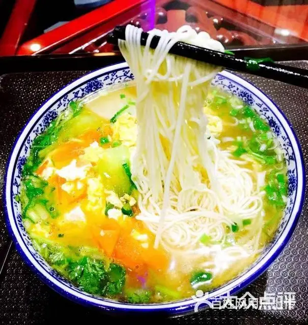 7747(七P）个人城西区海宏一号C区门口餐饮店转让 - 图片 4