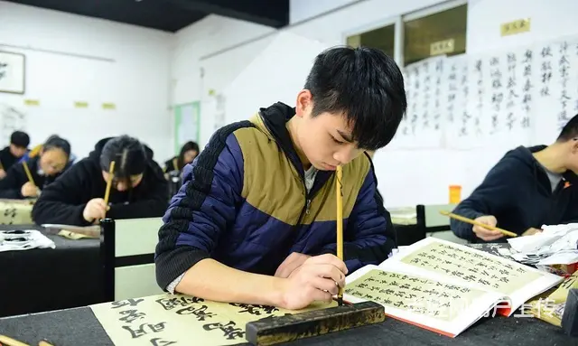 湖南高考书法培训_长沙书法高考集训_东方星书法高考 - 图片 1