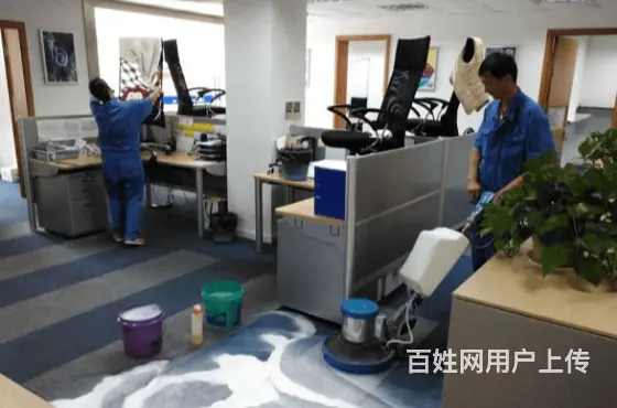 长春友重物业公司沙发清洗 - 图片 3