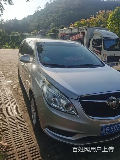 别克GL8 2017款 GL8 商旅车 2.5 手自一体 2 - 图片 10