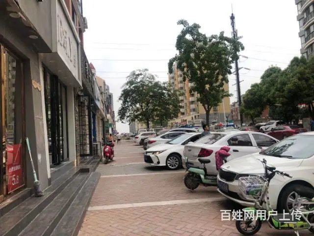 北城新区阿奎利亚成熟商圈沿街精装服装旺铺转让 - 图片 5