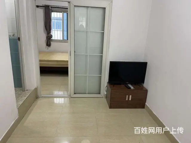 拱北关口迎宾广场电梯精装一房一厅出租，租价1600。近关口 - 图片 3